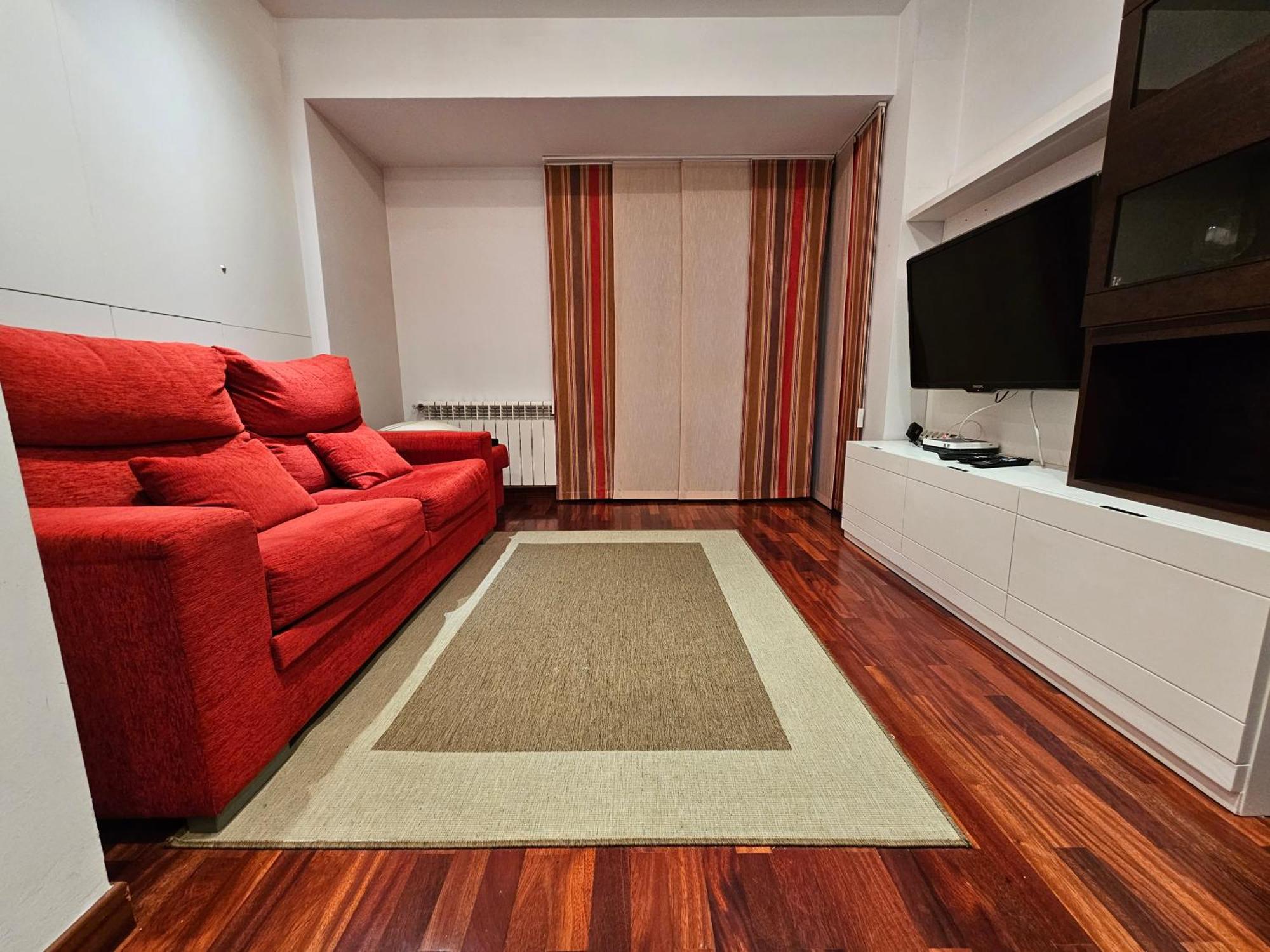 604a - Moderno 2 Apartamento Oviedo